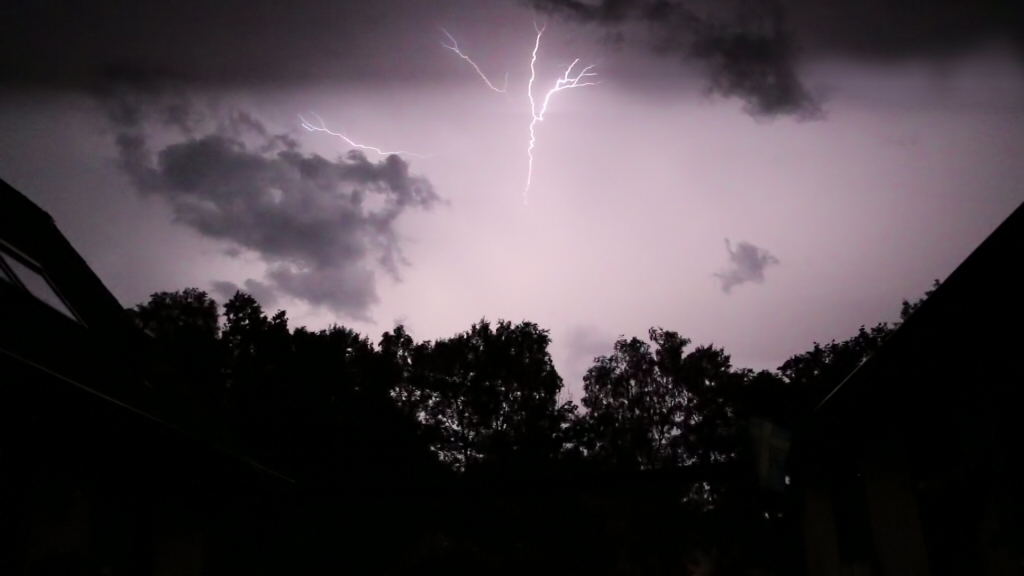 Thunder6.jpg